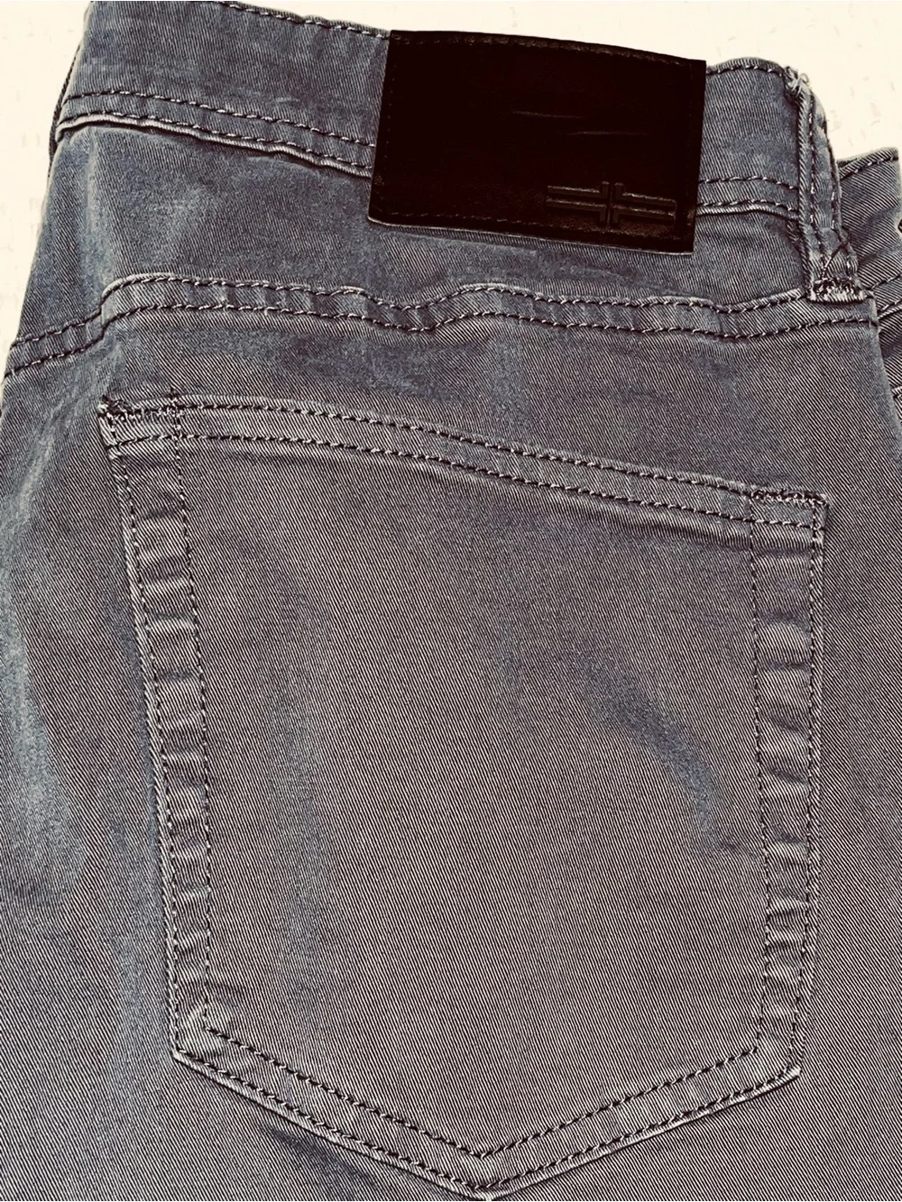Liverpool Los Angeles Men’s 34W 34L Gray Slim Fit Stretch Pants Jeans